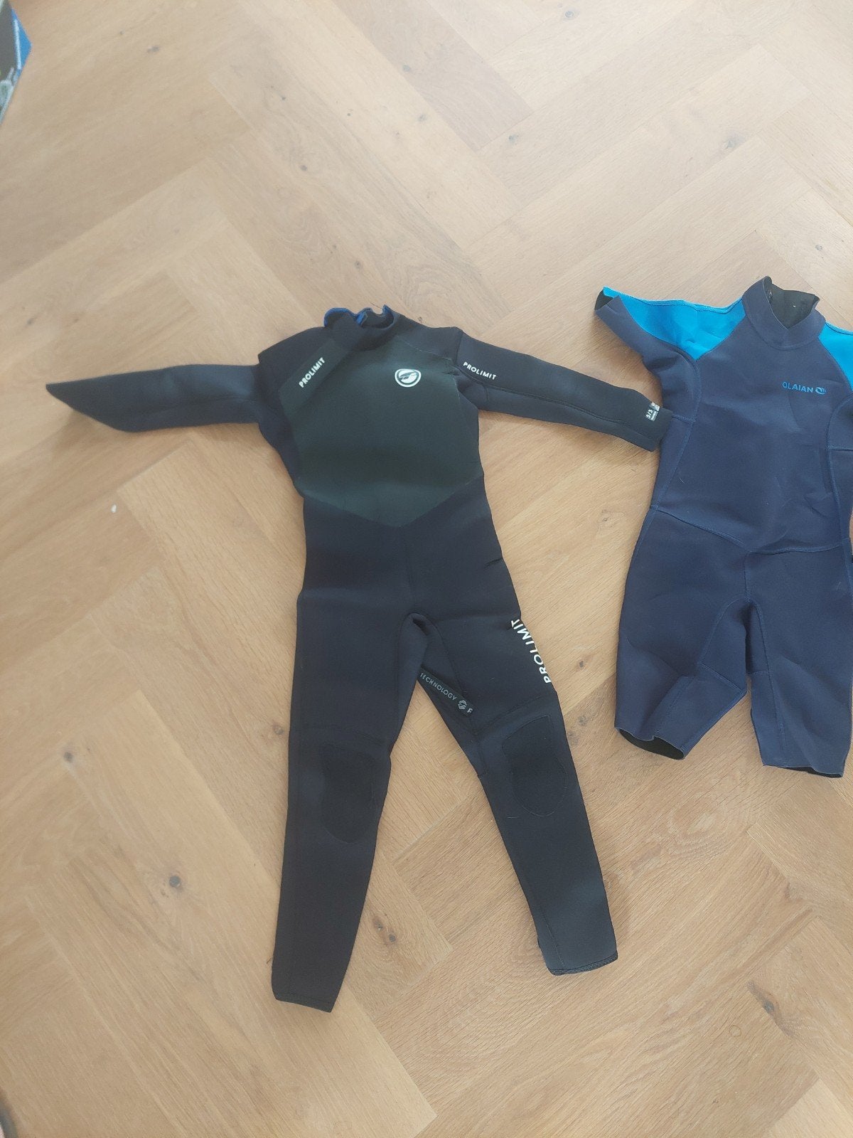 Wetsuits en waterschoenen voor kinderen, Watersport en Boten, Watersportkleding, Ophalen, Wetsuit, Gebruikt, Kind