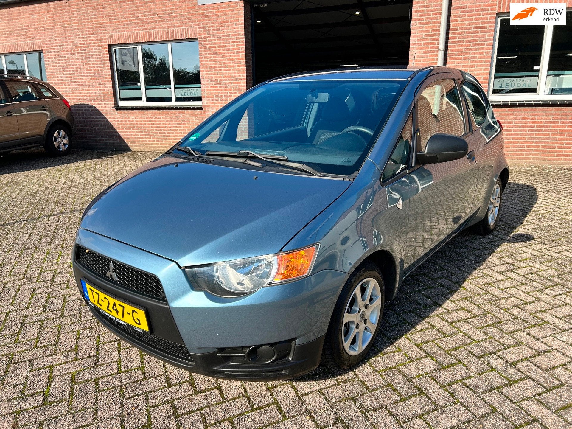 Mitsubishi Colt 1.1 Inbusiness // APK 26-8-2027 // Airco, Auto's, Voorwielaandrijving, Gebruikt, Blauw, Colt