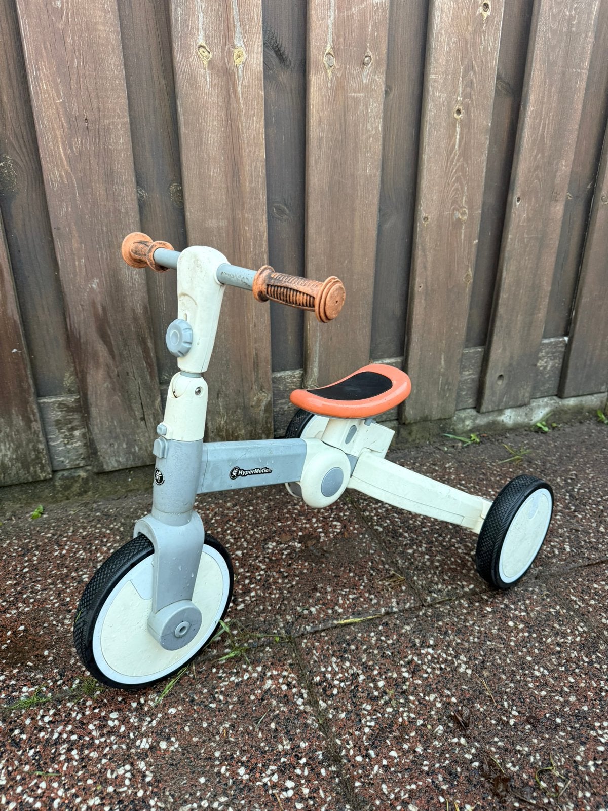 Loopfiets 3 wielen gratis, Kinderen en Baby's, Speelgoed | Buiten | Voertuigen en Loopfietsen, Ophalen, Gebruikt, Loopfiets