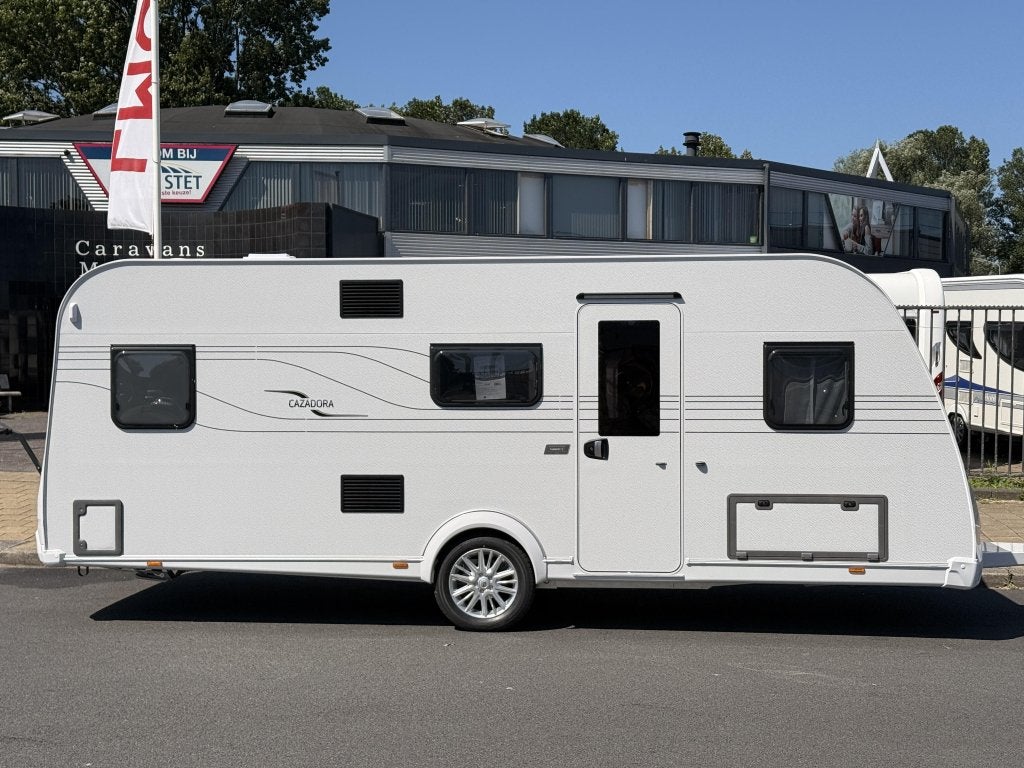 Tabbert Cazadora 550 DMK, Stapelbed en Met gratis mover, Schokbreker, Tabbert, Bedrijf, Treinzit