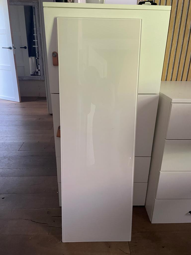 2x IKEA Besta Bovenblad Glasplaat Melkglas 120x40, Huis en Inrichting, Overige Huis en Inrichting, Gebruikt, Ophalen