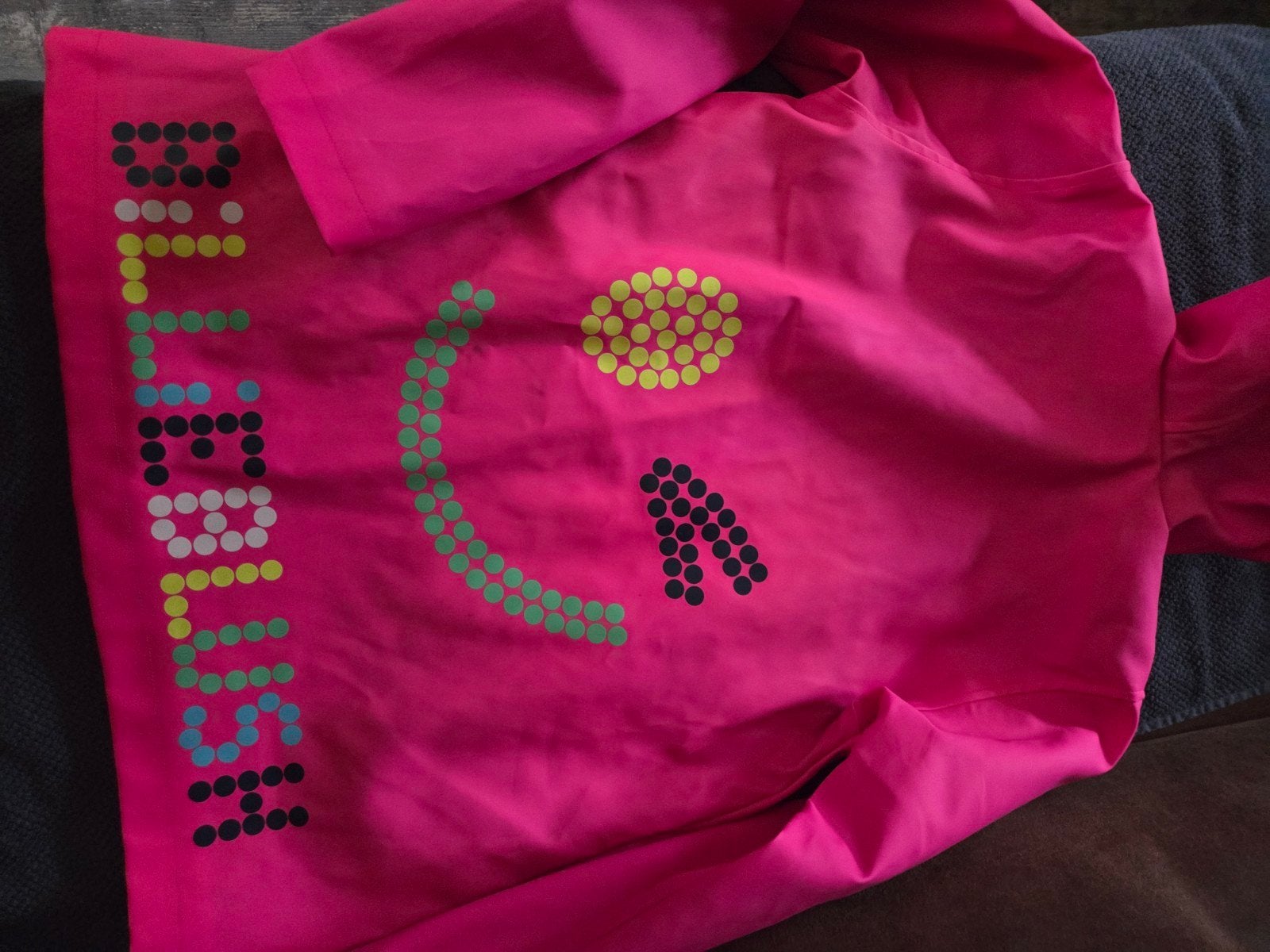 Billieblush roze jas met capuchon en smiley, Billieblush, Meisje, Ophalen of Verzenden, Zo goed als nieuw