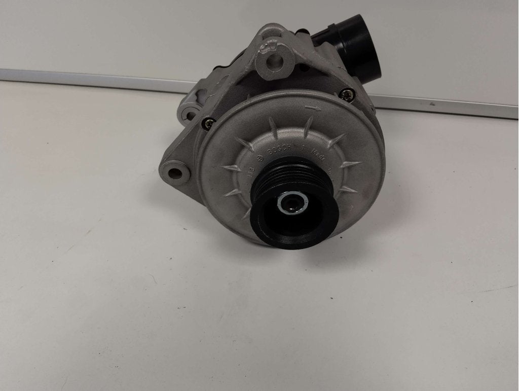 BMW 3 serie E36 5 serie E34 6 cyl Ruil dynamo NIEUW, Niet ingevuld, Niet ingevuld, Ophalen of Verzenden, BMW