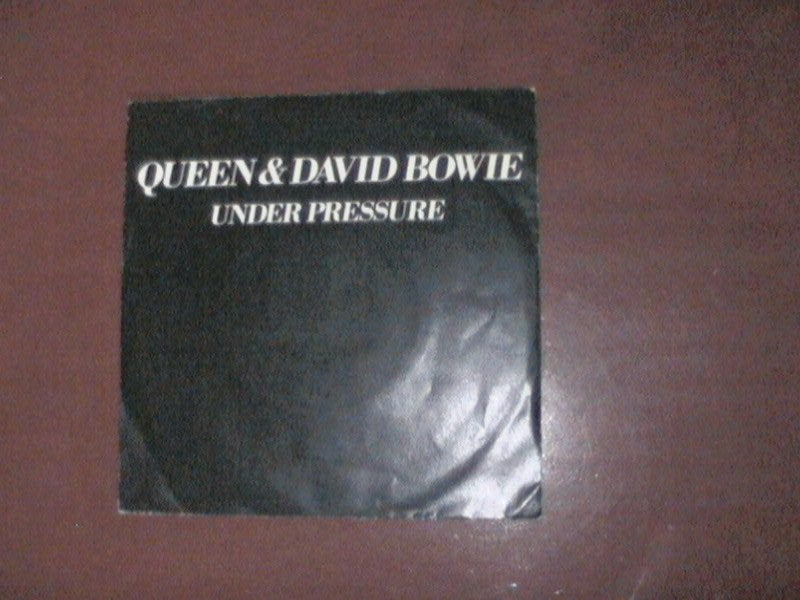 Queen & david bowie jukebox single under pressure uit 1981, Ophalen of Verzenden, Zo goed als nieuw, Pop