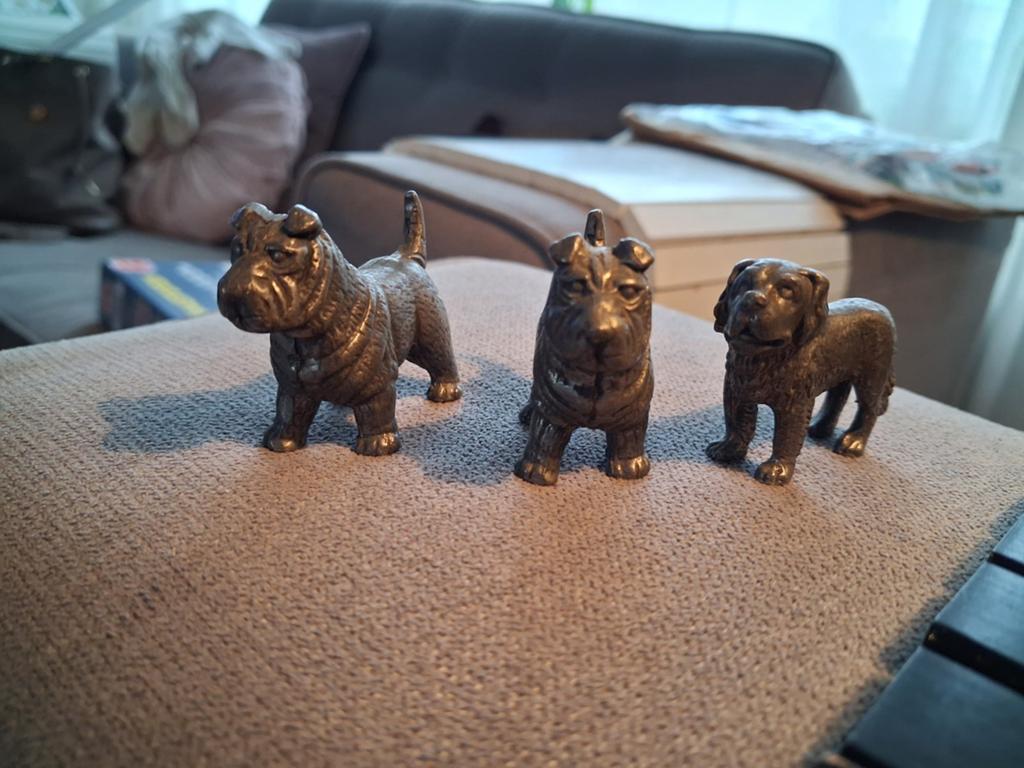 Miniatuur hondjes van tin, Ophalen of Verzenden