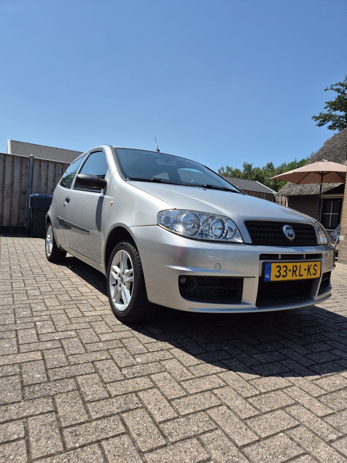 Fiat Punto 1.2 16V 3DR 2005 Grijs, Auto's, Voorwielaandrijving, 4 cilinders, 400 kg, Origineel Nederlands