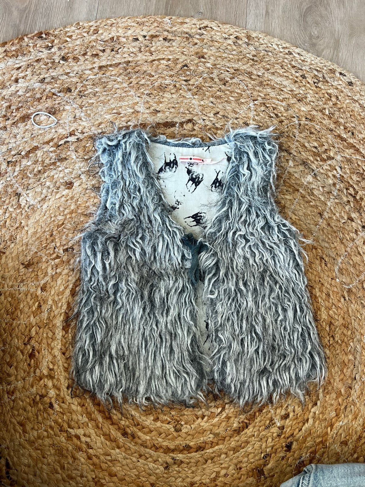 Nono gilet maat 110 zo goed als nieuw, Ophalen of Verzenden, Zo goed als nieuw, Meisje, Trui of Vest