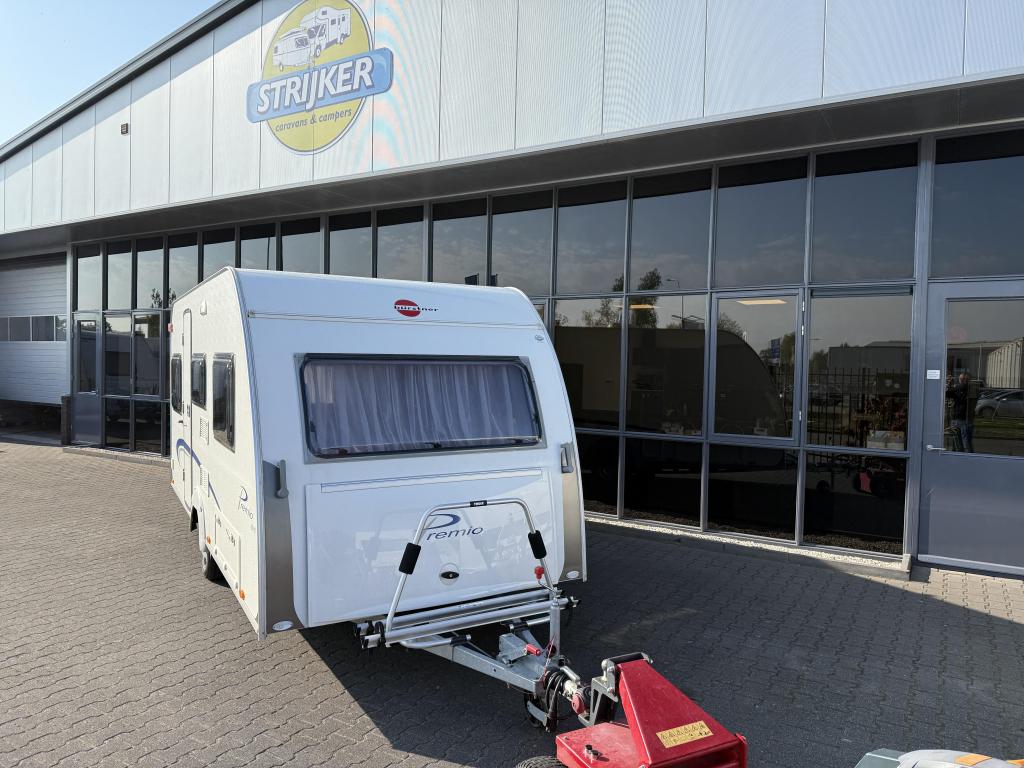 Bürstner Premio 435 TS Bed + Zit + WC + Mover 840KG, Caravans en Kamperen, Bedrijf, Treinzit, Bürstner, 4 tot 5 meter