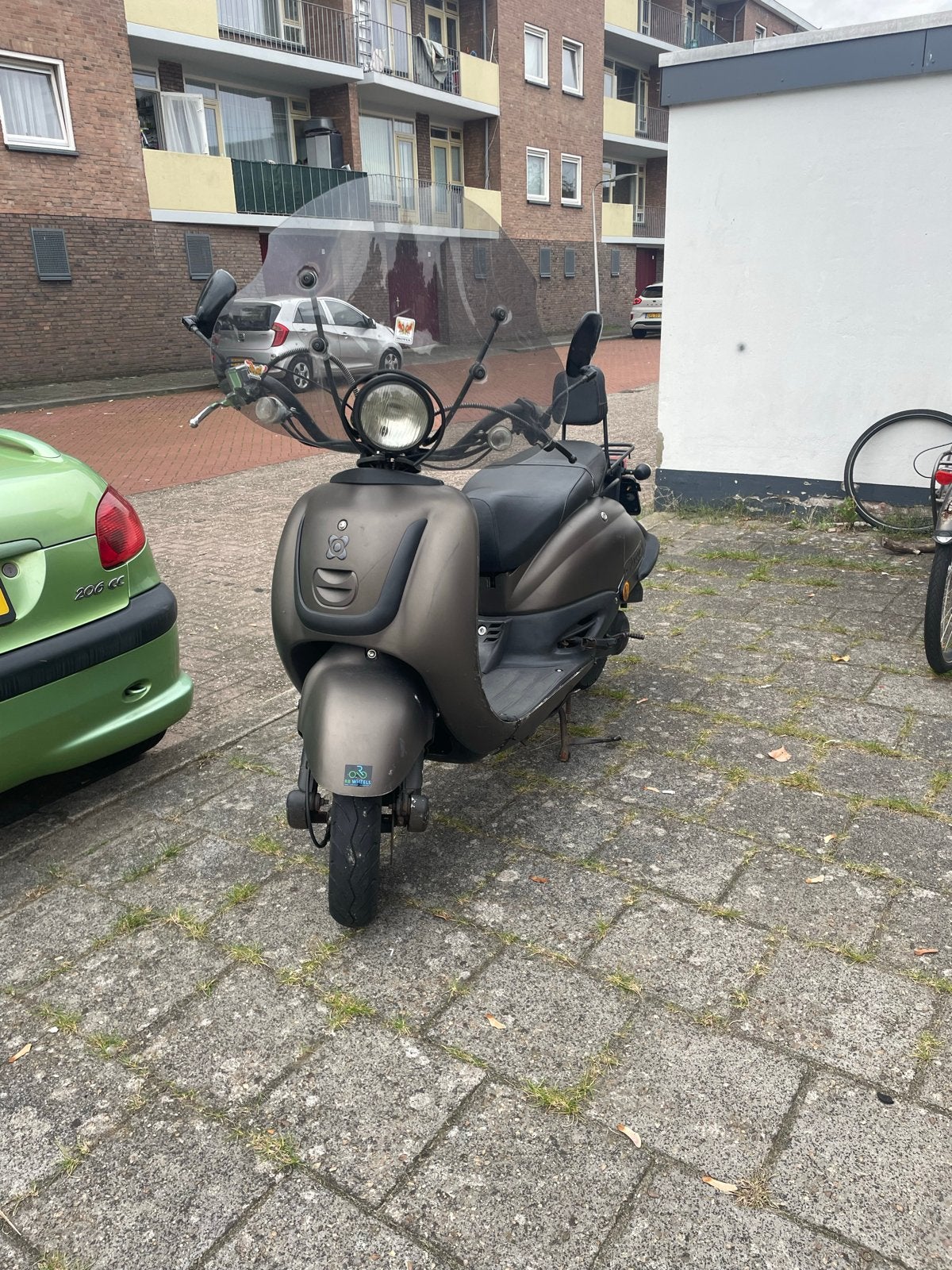 Zwarte AGM scooter met windscherm, Ophalen, Gebruikt, Benzine, Overige merken