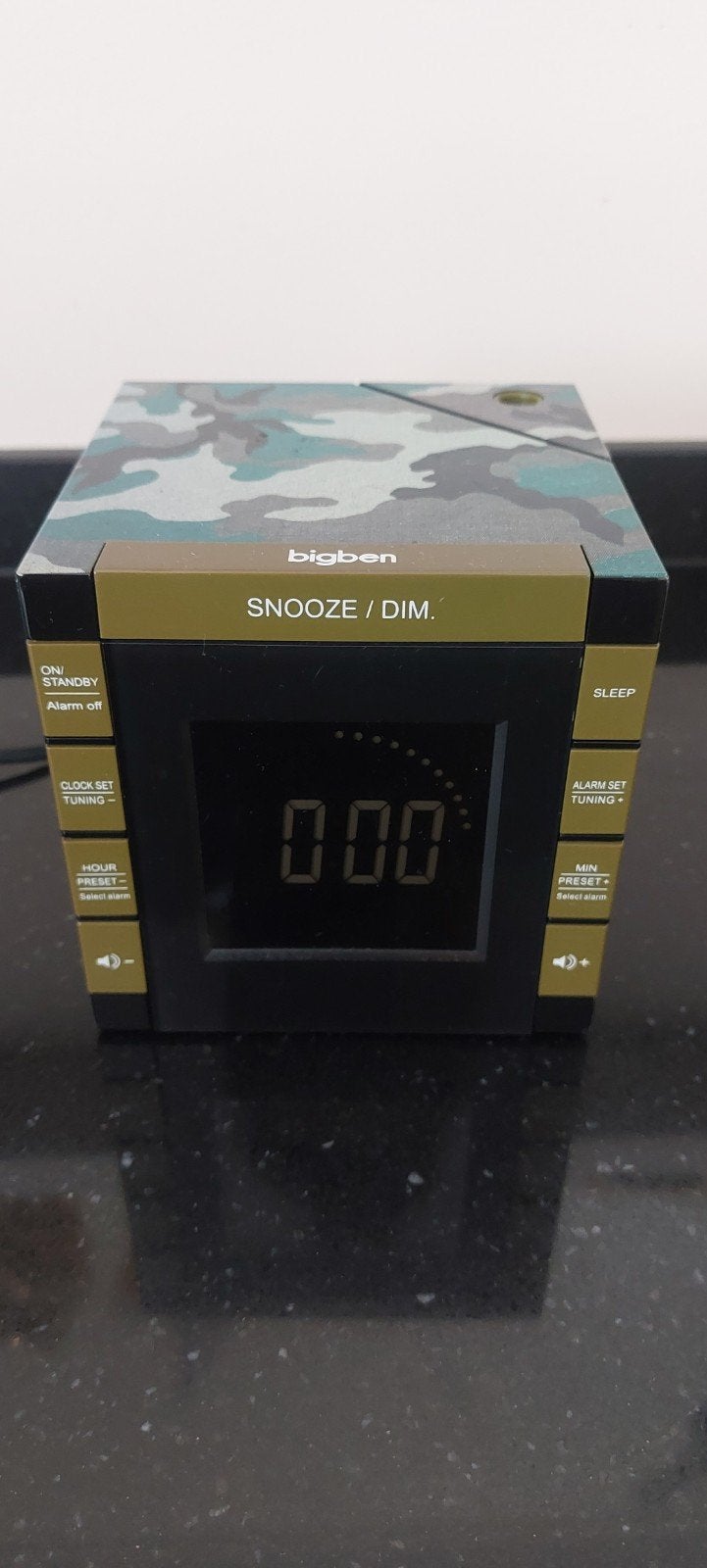 Bigben Wekker radio met tijdprojector - Zo goed als nieuw, Witgoed en Apparatuur, Wekkers, Ophalen of Verzenden