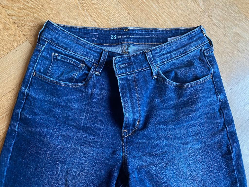 Levi's jeans dames high rise skinny maat 28 -32 (mt 36), Blauw, Ophalen of Verzenden, W28 - W29 (confectie 36), Gedragen