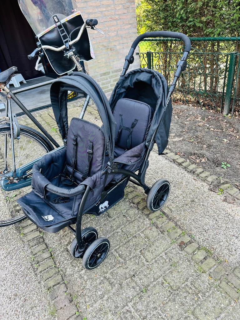 Deryan duobuggy, Ophalen, Zo goed als nieuw, Verstelbare rugleuning