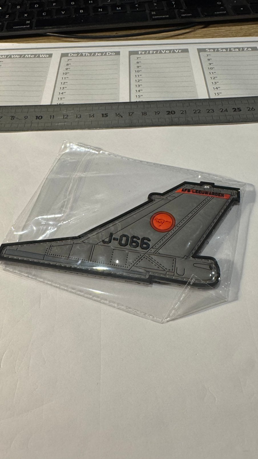 Patch luchtmacht f-16 orange jumper j-066, Ophalen of Verzenden, Zo goed als nieuw, Patch, Badge of Embleem