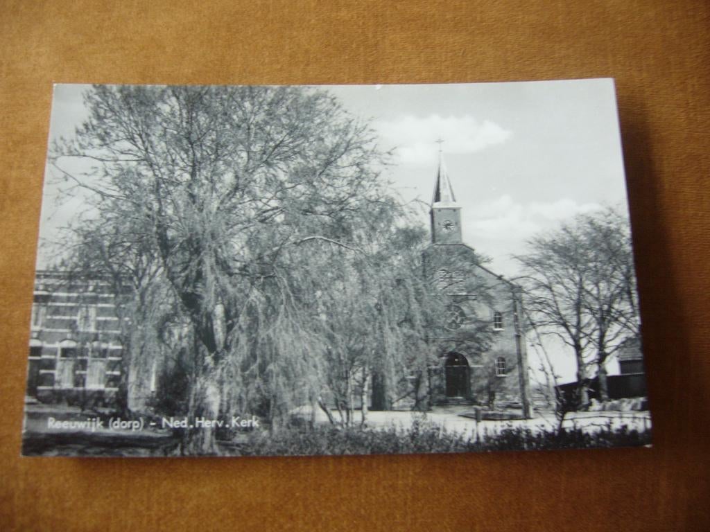 REEUWIJK  DORP  =  NED HERV KERK, Verzamelen, Ansichtkaarten | Nederland, Ophalen of Verzenden, 1940 tot 1960, Gelopen