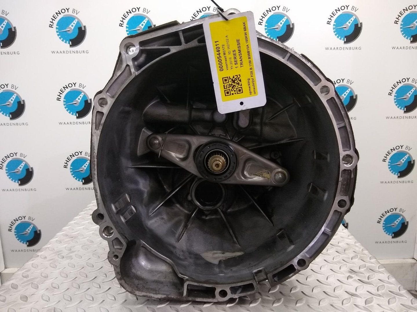BMW 1 SERIES TRANSMISSIE / VERSNELLINGSBAK 2016, Ophalen of Verzenden, Gebruikt, Stiba lid