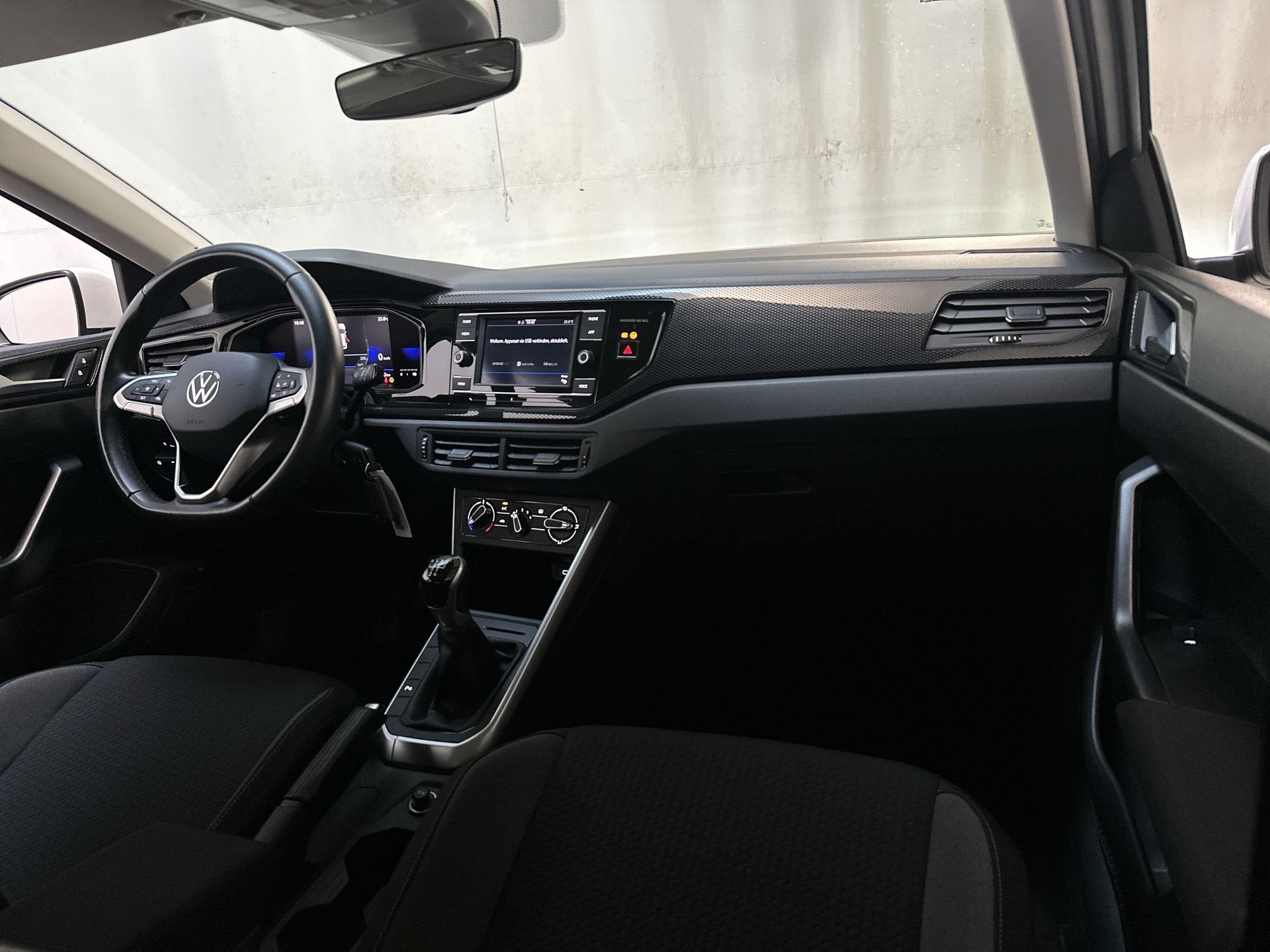 Volkswagen Polo 1.0 TSI Life Parkeersensoren App-Connect Vir, Voorwielaandrijving, Stof, Gebruikt, Met garantie (alle)