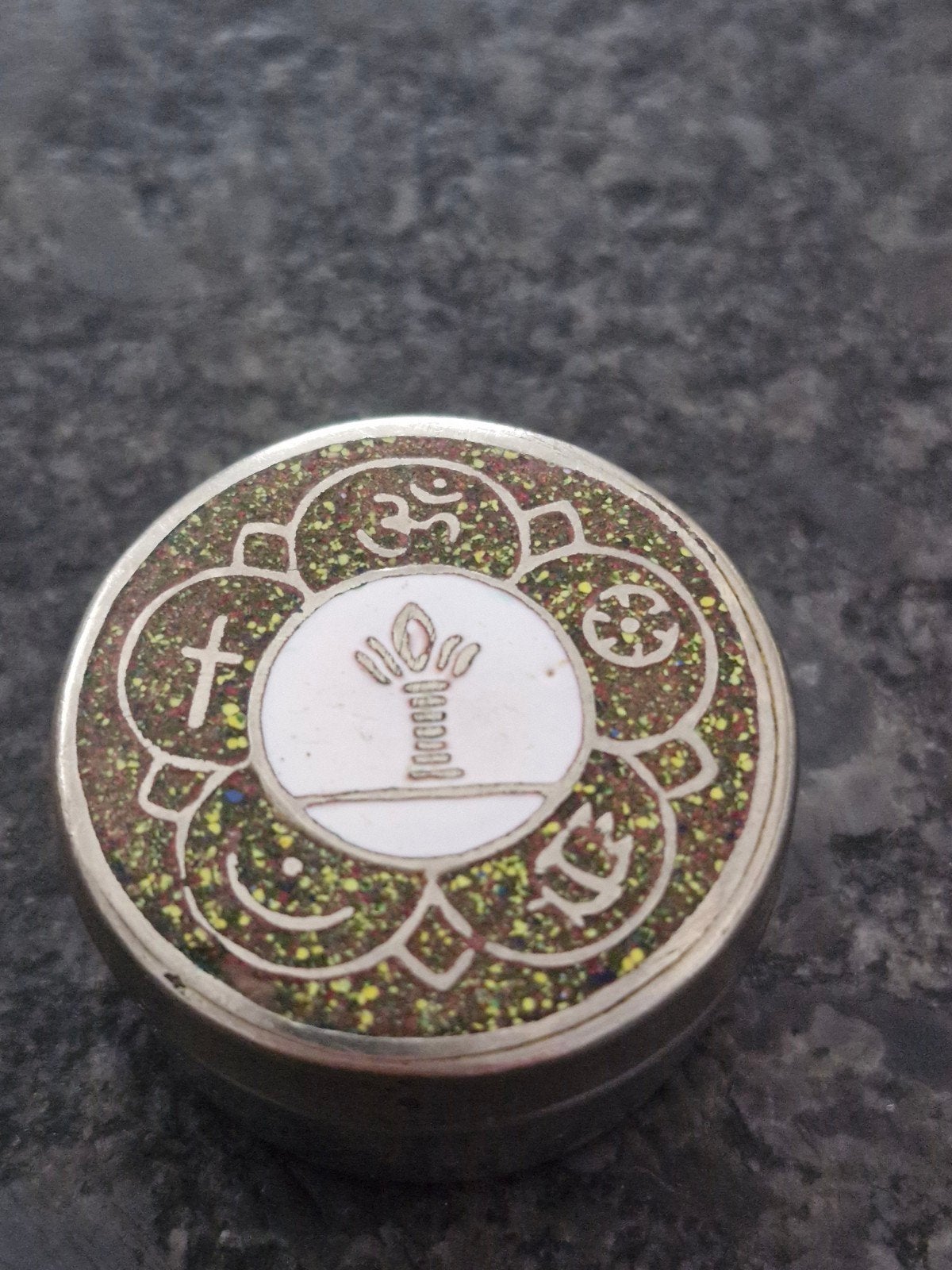 Metalen pillendoosje met Emaille, Ophalen of Verzenden, Gebruikt