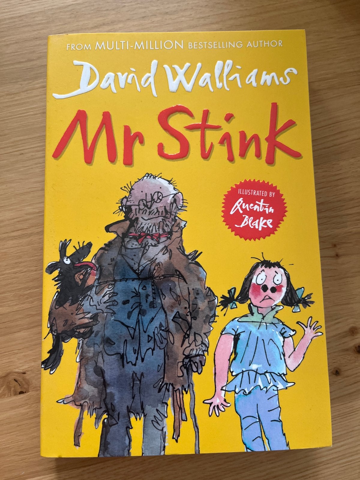 Mr Stink - David Walliams (kinderboek), Ophalen of Verzenden, Gelezen, Fictie