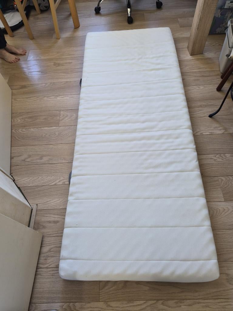2 IKEA AFJÄLL foammatras 80x200cm, 12cm dik, wasbare hoes, Ophalen
