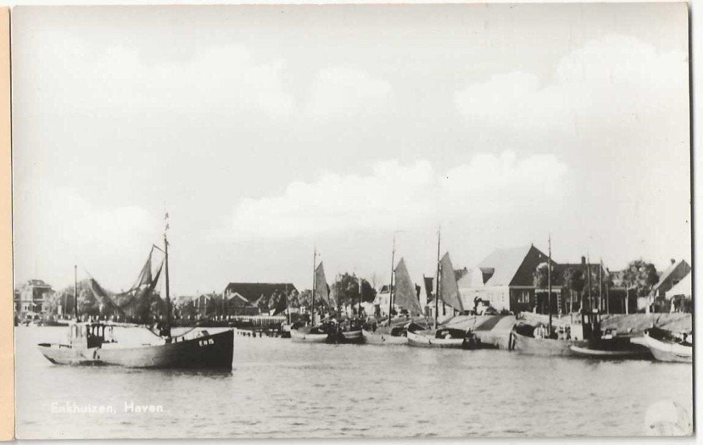 Enkhizen-181 Haven Visserij, Verzamelen, Ansichtkaarten | Nederland, Verzenden, 1960 tot 1980, Ongelopen, Noord-Holland