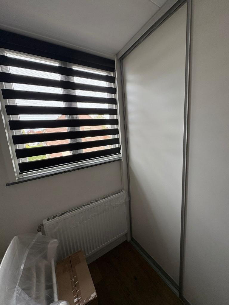 Luxaflex+Duo rolgordijnen, Ophalen, Zo goed als nieuw, Zwart