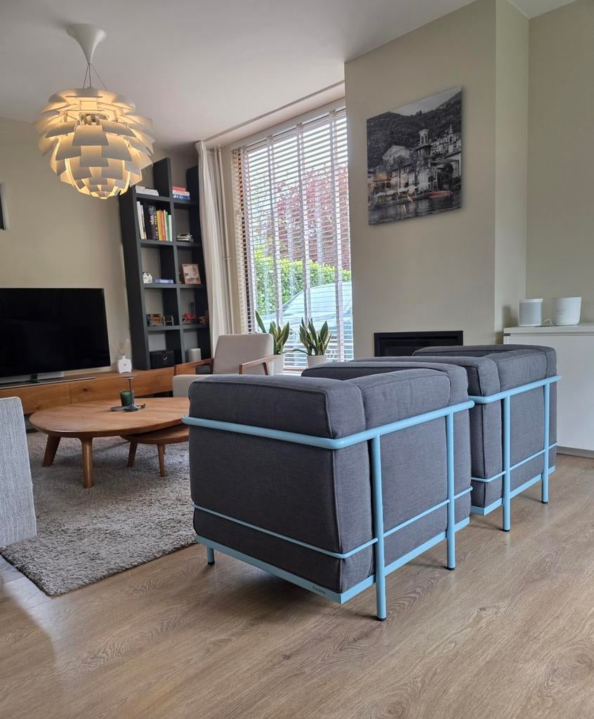 2x Cassina LC2 fauteuil Grand Confort Le Corbusier design, Huis en Inrichting, Ophalen of Verzenden, Nieuw