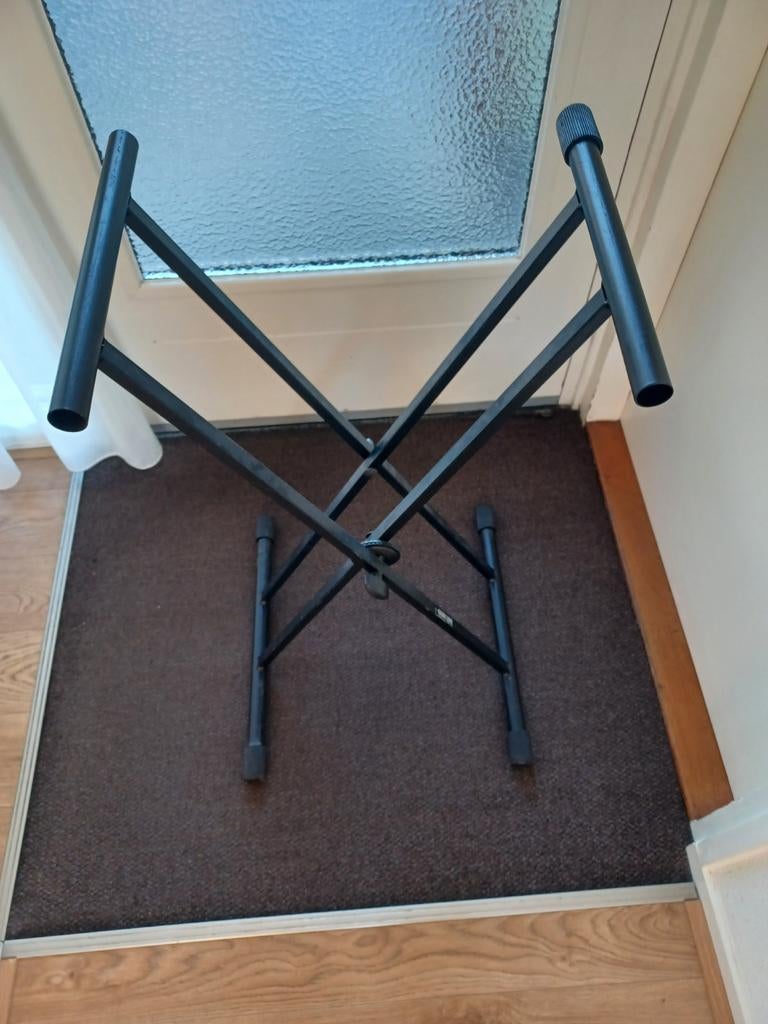Keyboard standaard Quik Lok - enkel, Ophalen, Zo goed als nieuw