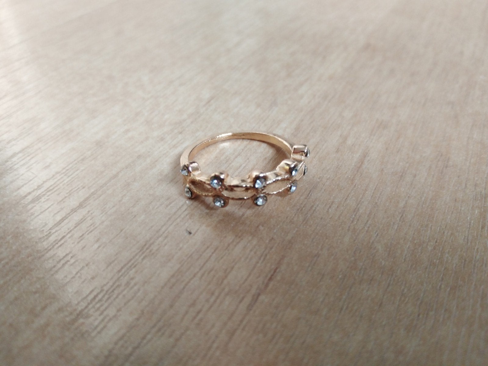 ring 9, Sieraden, Tassen en Uiterlijk, Nieuw, Ophalen of Verzenden, Dame, Goud
