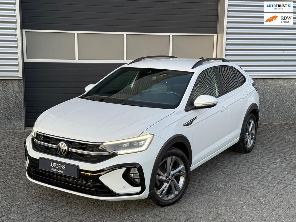 Volkswagen Taigo 1.0 TSI R-Line IQ lampen Apple Car play, Voorwielaandrijving, 1131 kg, Gebruikt, Zwart