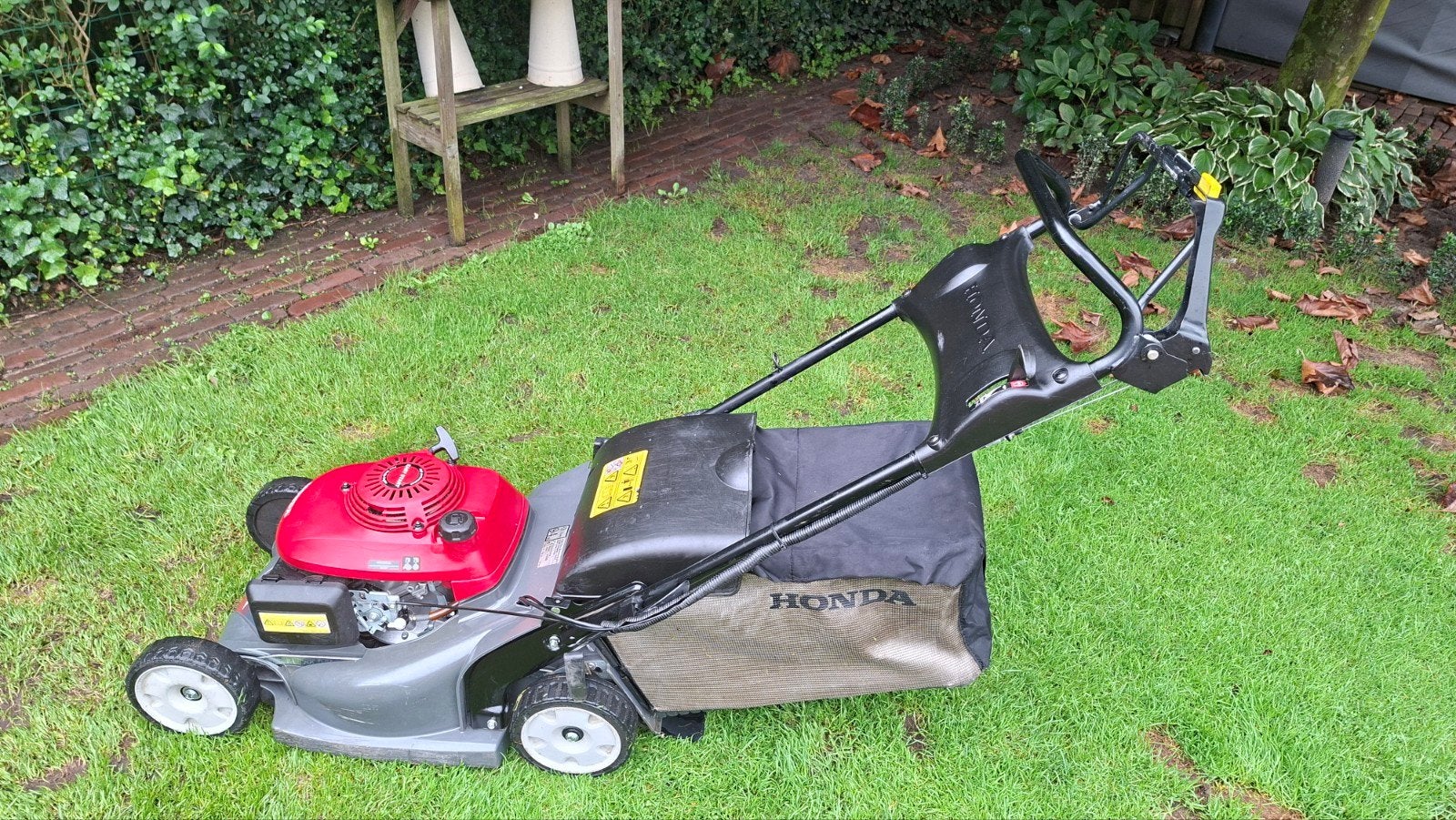 Honda hrx 476 benzine grasmaaier ( zie omschrijving), Tuin en Terras, Cirkelmaaier, Honda, Zo goed als nieuw, Benzine-grasmaaier