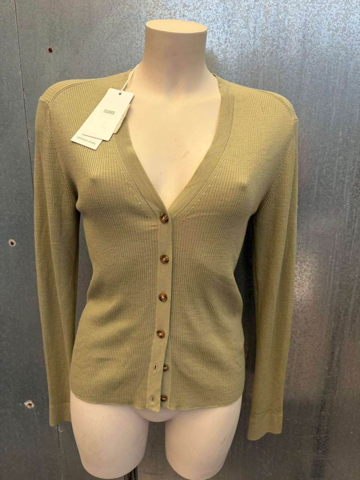 Closed knitted vest wol M knopen, Kleding | Dames, Ophalen of Verzenden, Zo goed als nieuw, Maat 38/40 (M)