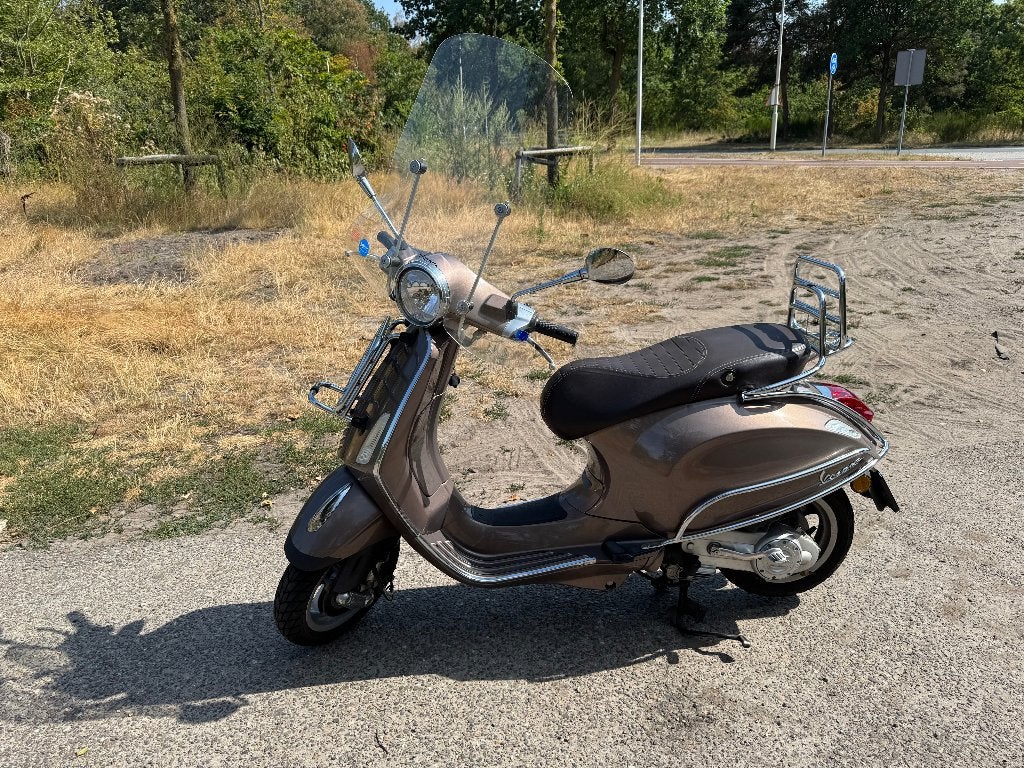 vespa primavera, Fietsen en Brommers, Scooters | Vespa, Ophalen, Gebruikt, Overige modellen, Maximaal 45 km/u