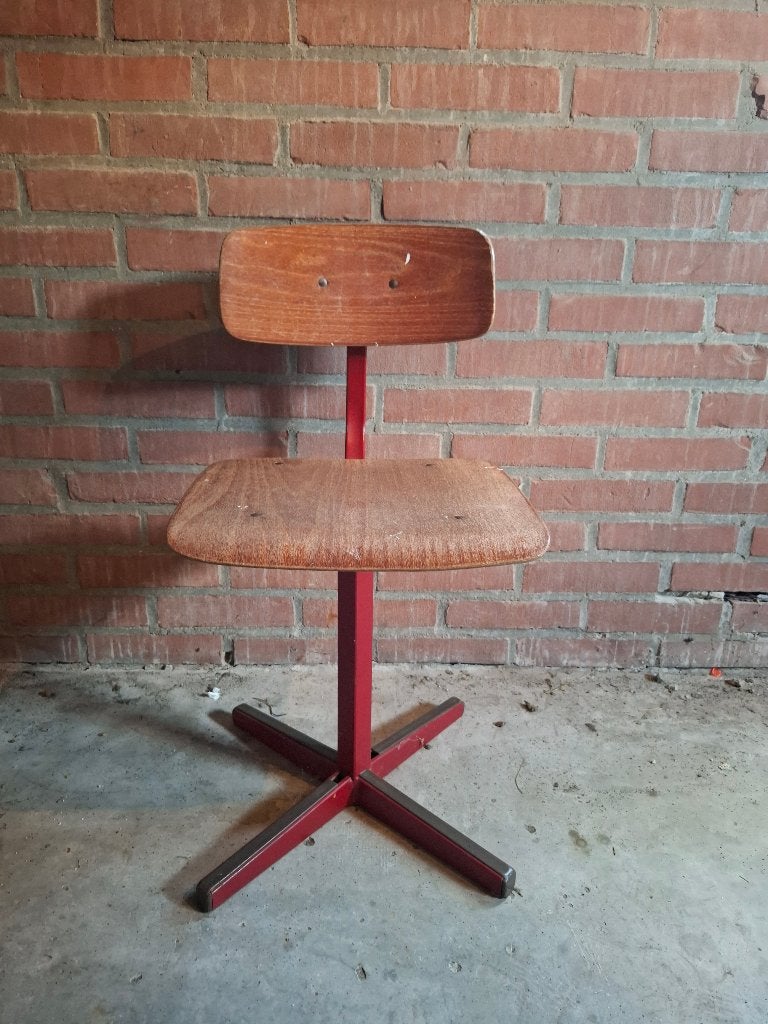 Oud schoolstoeltje, Ophalen, Gebruikt, Stoel(en)