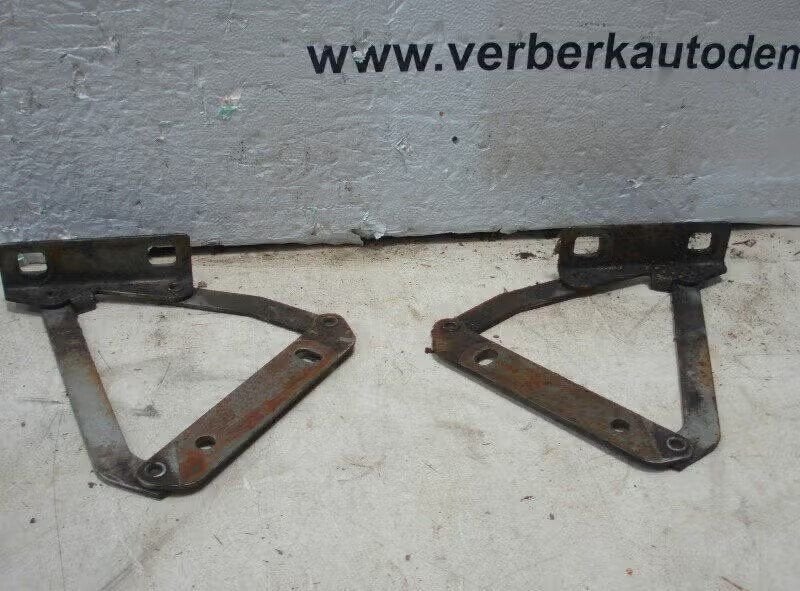 MOTORKAPSCHARNIER SET Ford Taunus (01-1970/02-1976), Gebruikt, Ophalen of Verzenden, Henry-Ford-Straße 1 50735 Köln, DE, Ford-Werke GmbH