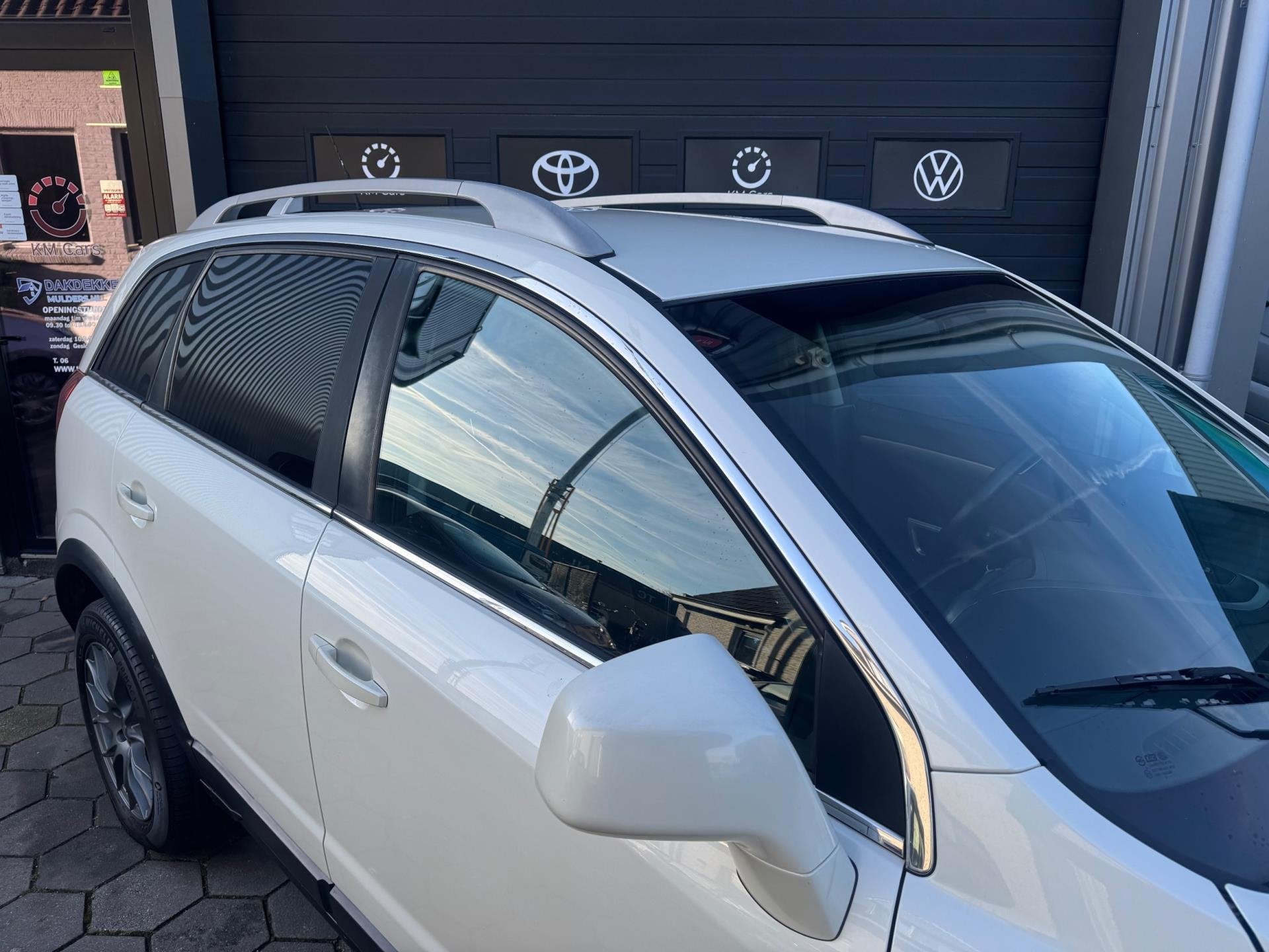 Opel Antara 2.4-16V Temptation - LM Velgen - New apk - Lage, Stof, Gebruikt, Zwart, 4 cilinders