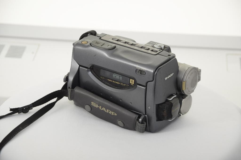Sharp VL-MX7 VHS-C Camcorder Vintage Videocamera 12x Zoom, Ophalen of Verzenden, Hi 8, (Video)band