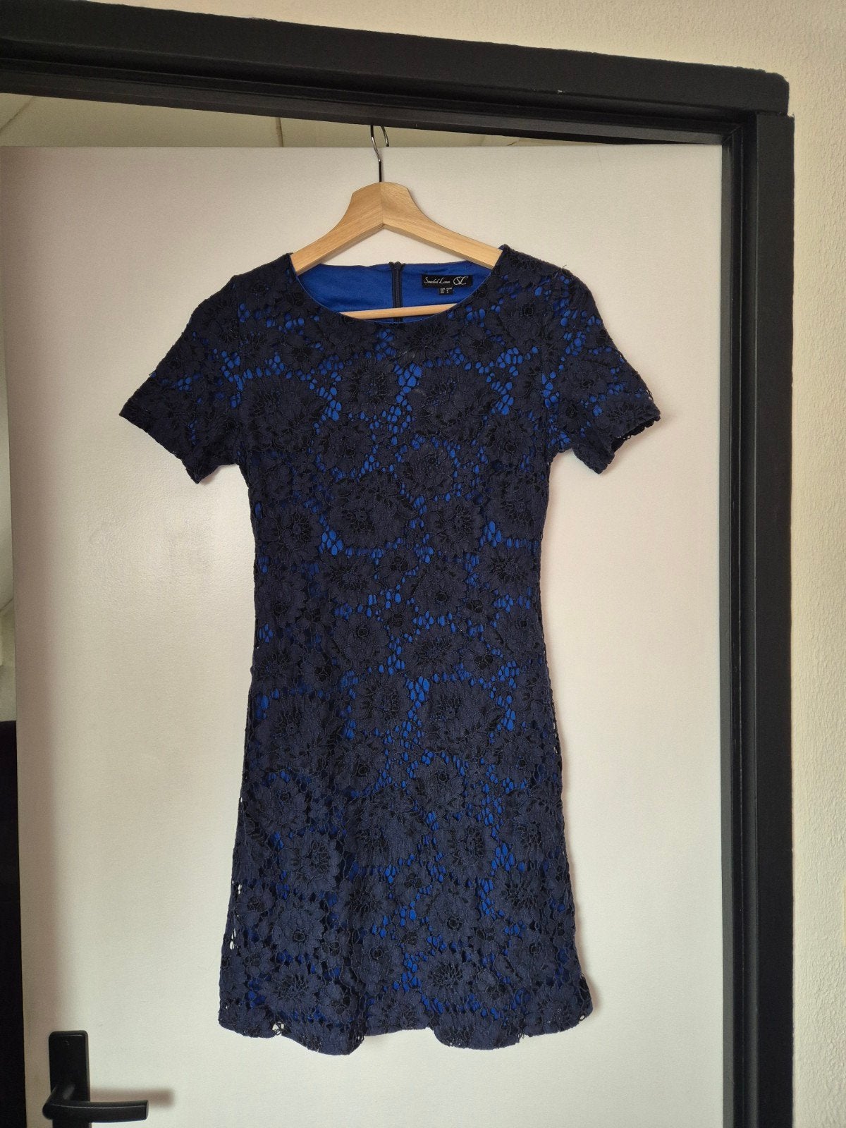 Smashed Lemon Kanten Jurk Blauw Maat XS/34, Kleding | Dames, Blauw, Ophalen of Verzenden, Zo goed als nieuw, Smashed Lemon