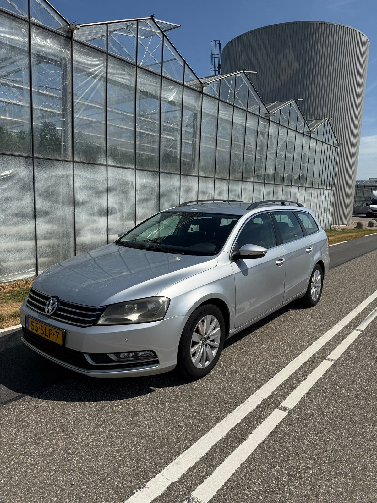 Volkswagen passat 2011, Stof, 4 cilinders, Elektronische parkeerrem, Zilver of Grijs