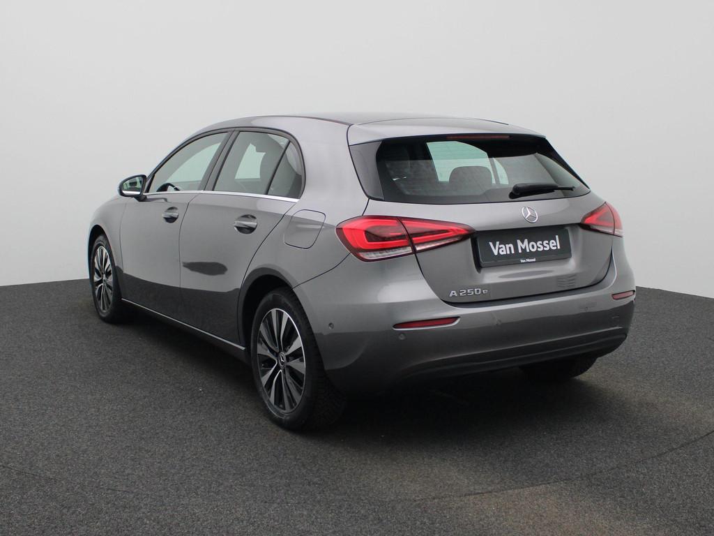 Mercedes-Benz A-Klasse A 250 e Business Solution | ACHTERUIT, 12 maanden, Stof, Gebruikt, 4 cilinders