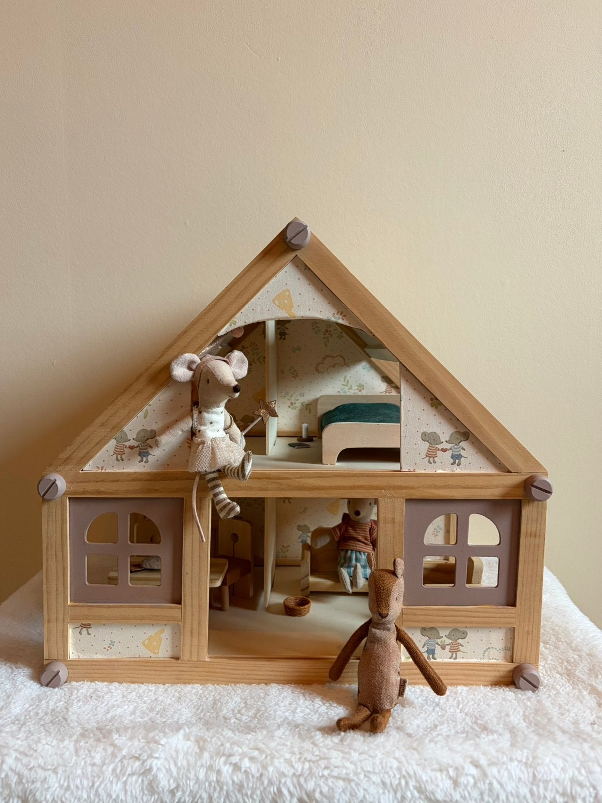 Houten poppenhuis als Maileg muizenhuis, Kinderen en Baby's, Ophalen of Verzenden, Zo goed als nieuw, Poppenhuis