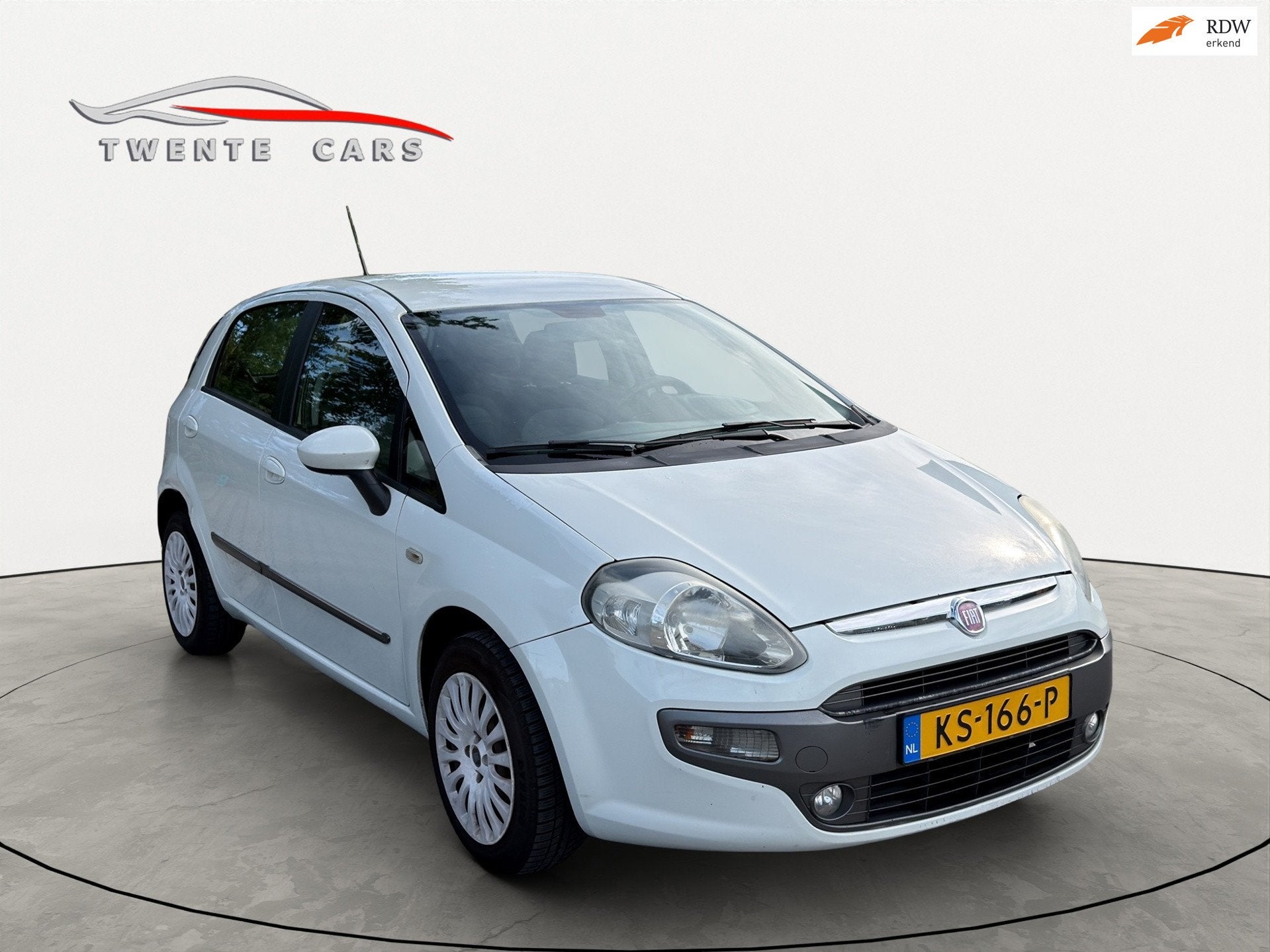 Fiat Punto Evo 1.4 Dynamic | Airco | Blue&Me | Nieuwe APK |, Voorwielaandrijving, Euro 5, 4 cilinders, 400 kg
