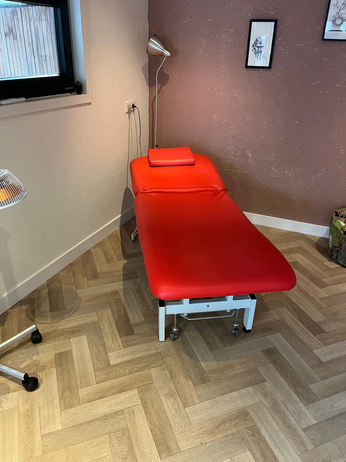 Massage / therapie tafel, Diensten en Vakmensen, Welzijn | Therapeuten, Lichamelijke therapie