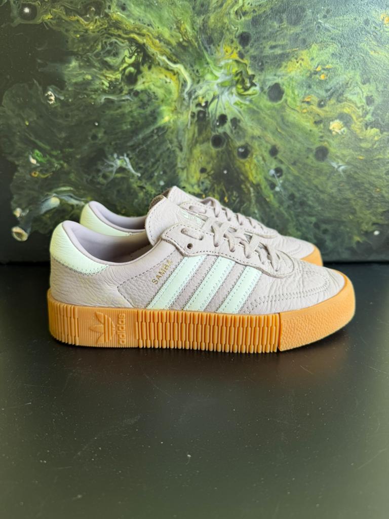 Samba adidas mt 36, Kleding | Dames, Schoenen, Ophalen of Verzenden, Zo goed als nieuw, Sneakers of Gympen