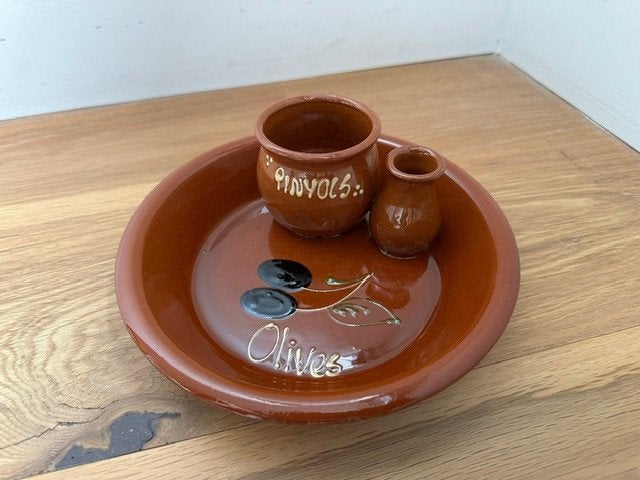 Spaans aardewerk olijvenschaaltje, Ophalen of Verzenden, Aardewerk, Overige stijlen, Overige typen