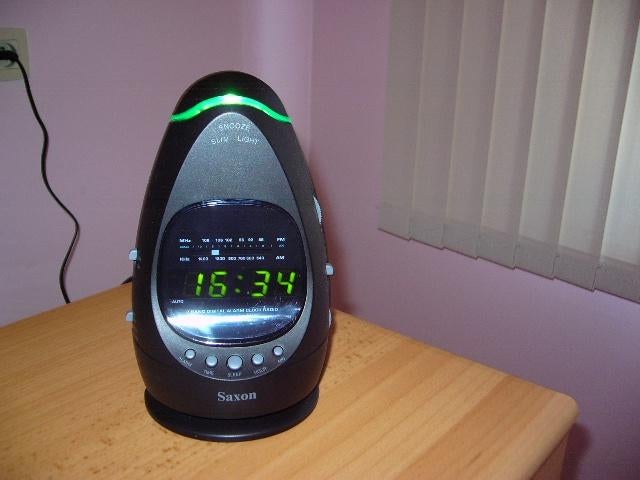 Nieuw verpakte klokradio/wekkerradio/wekker, Ophalen of Verzenden, Nieuw, Analoog, Wekker of Tafelklok