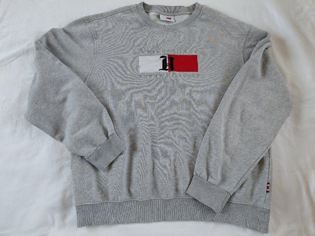 Tommy Hilfiger x lewis Hamilton Grijze sweater ~ maat M, Maat 48/50 (M), Tommy Hilfiger, Ophalen of Verzenden, Zo goed als nieuw