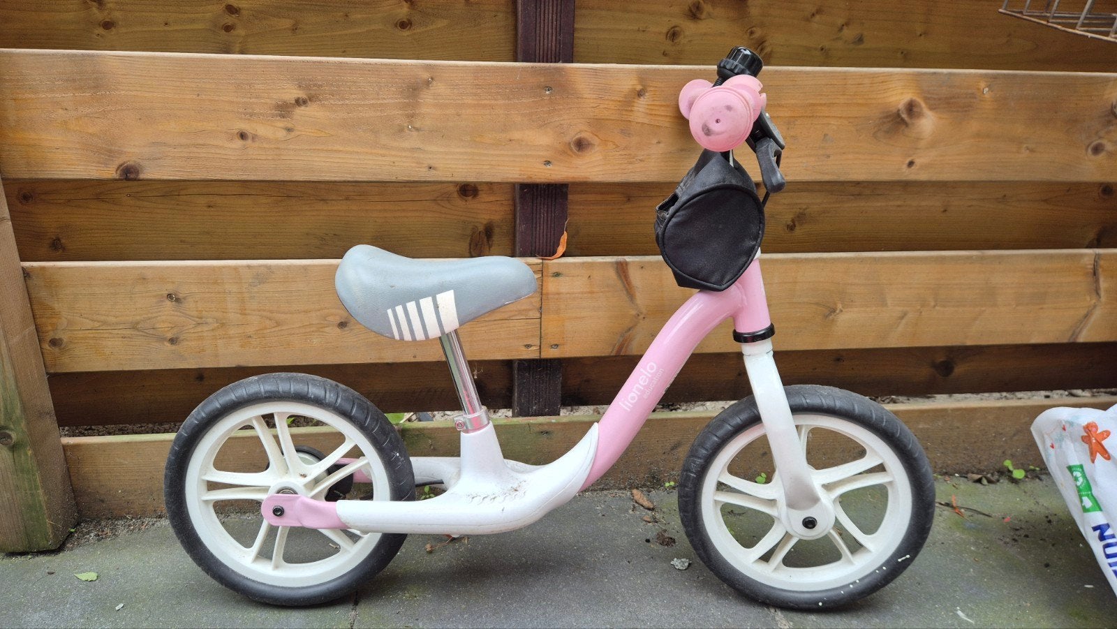 Roze loopfiets voor kinderen, Fietsen en Brommers, Fietsen | Kinderfietsjes, Ophalen, Gebruikt, 16 tot 20 inch