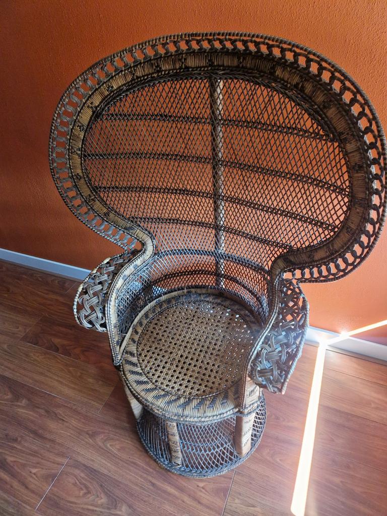 Vintage rotan pauwenstoel bruin - Bohemian chic, Antiek en Kunst, Ophalen