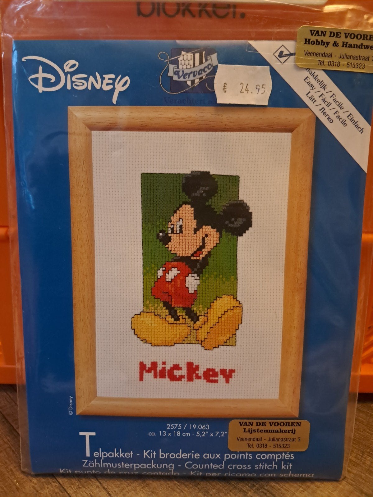 Disney Mickey Mouse Borduurpakket - Nieuw in verpakking, Ophalen of Verzenden, Nieuw, Handborduren, Borduurpakket