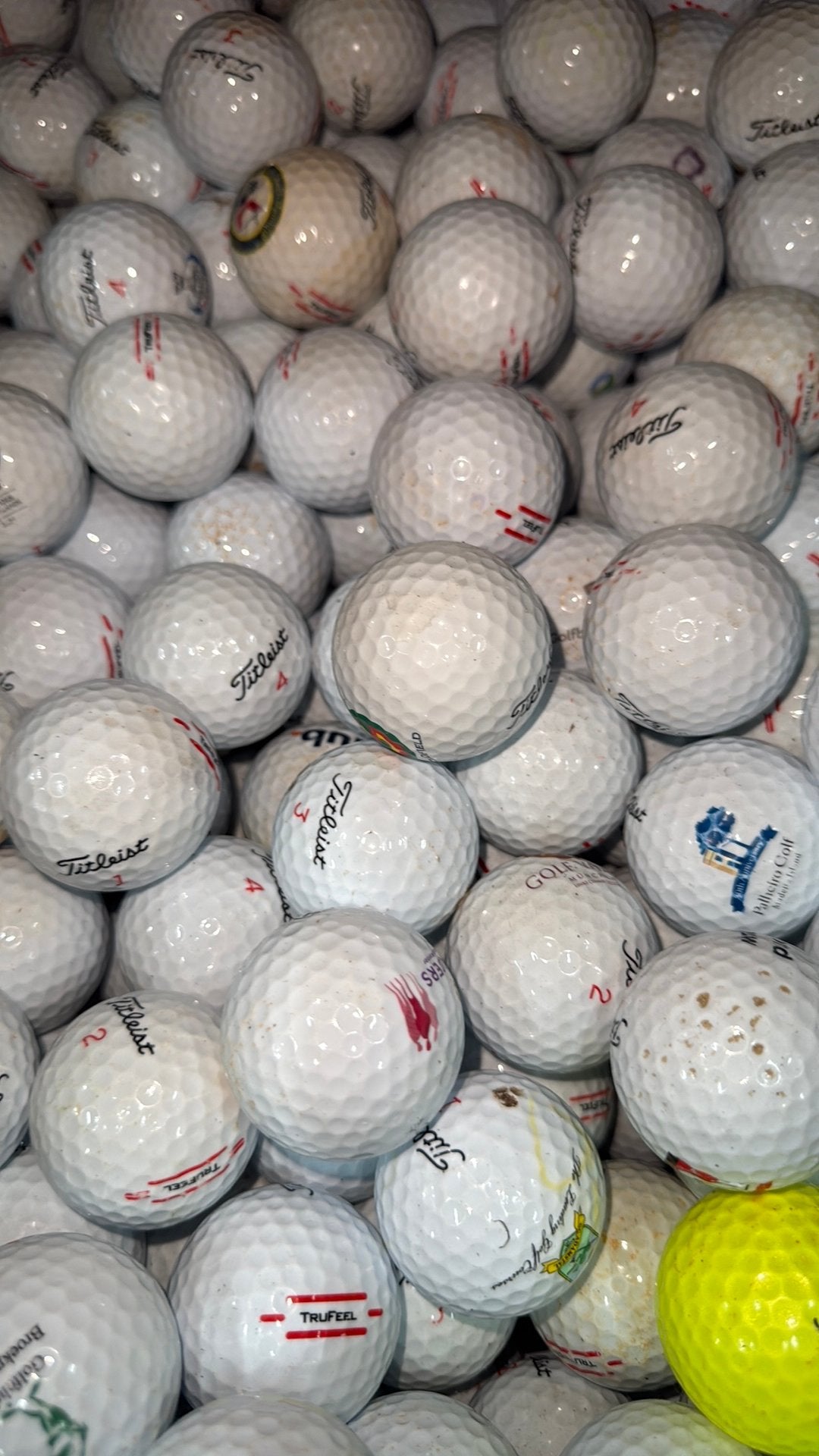Titleist trufeel golfballen 100 stuks, Ophalen of Verzenden, Zo goed als nieuw, Bal(len)